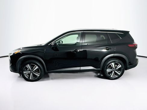 Used 2026 Nissan Rogue SL FWD image 4