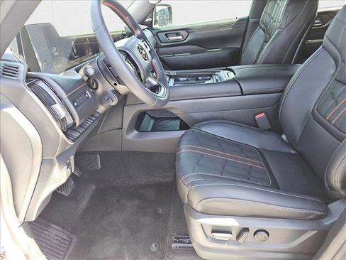 New 2025 Nissan Armada PRO-4X image 3