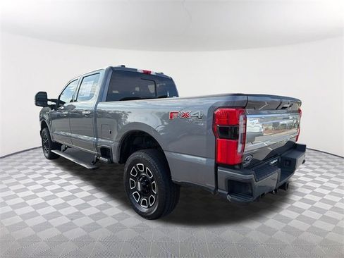 Used 2024 Ford F250 Platinum w/ FX4 Off-Road Package image 7
