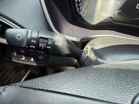 Used 2019 Hyundai Santa Fe Limited FWD image 32