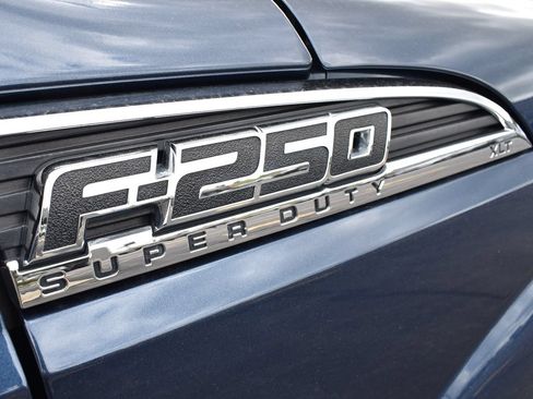 Used 2015 Ford F250 XLT w/ XLT Value Package AWD/4WD image 8