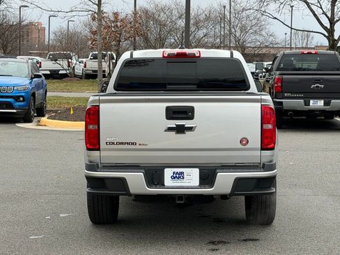 Used 2020 Chevrolet Colorado LT w/ Redline Special Edition image 9
