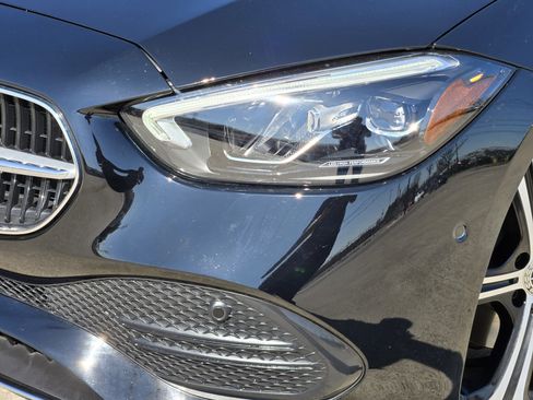 Used 2025 Mercedes-Benz C 300 Sedan image 9