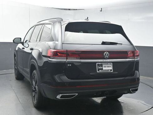 New 2026 Volkswagen Atlas SE FWD image 6