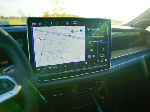 New 2026 Volkswagen Tiguan SEL R-Line image 15