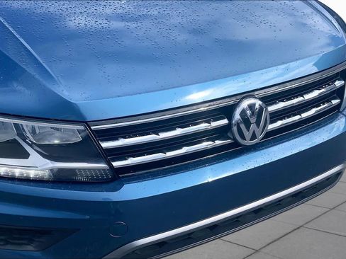 Used 2019 Volkswagen Tiguan SE w/ Panoramic Sunroof Package FWD image 30