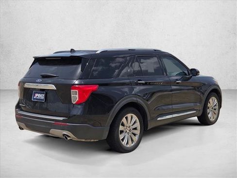 Used 2021 Ford Explorer Limited w/ Equipment Group 301A RWD image 5