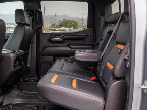 Certified 2024 GMC Sierra 1500 AT4 w/ Technology Package AWD/4WD image 8