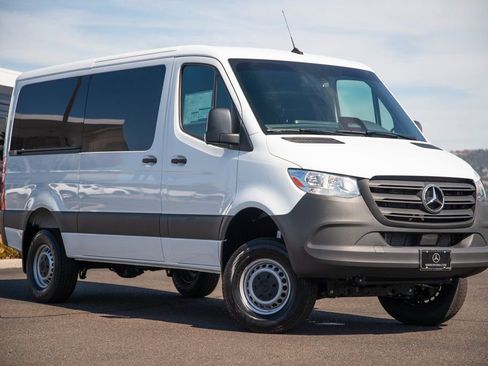 New 2025 Mercedes-Benz Sprinter 144 Cargo image 3