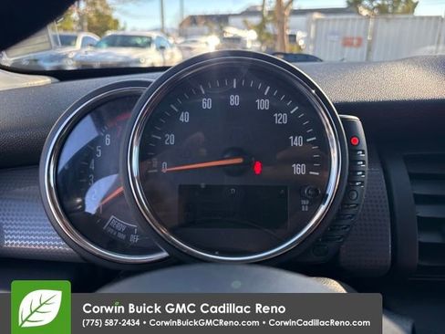 Used 2017 MINI Cooper 2-Door Hardtop image 16