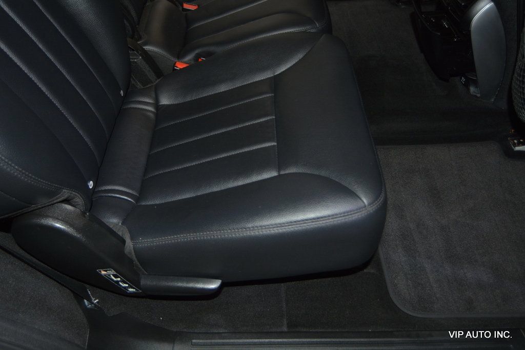 Used 2009 Mercedes-Benz R 320 BlueTEC 4MATIC image 28