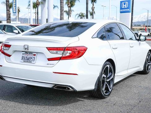 Used 2018 Honda Accord Sport image 7