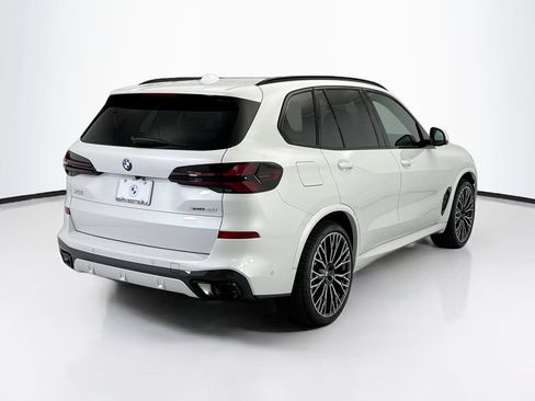 New 2026 BMW X5 xDrive40i w/ M Sport Package AWD/4WD image 5