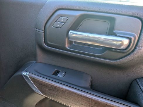 Certified 2023 GMC Sierra 2500 Denali w/ Denali Ultimate Package image 29