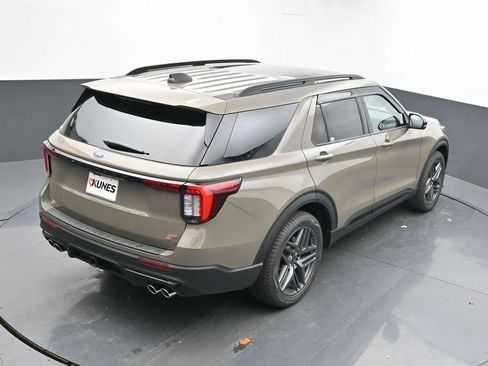 New 2026 Ford Explorer ST w/ Sun And Sound Package AWD/4WD image 45