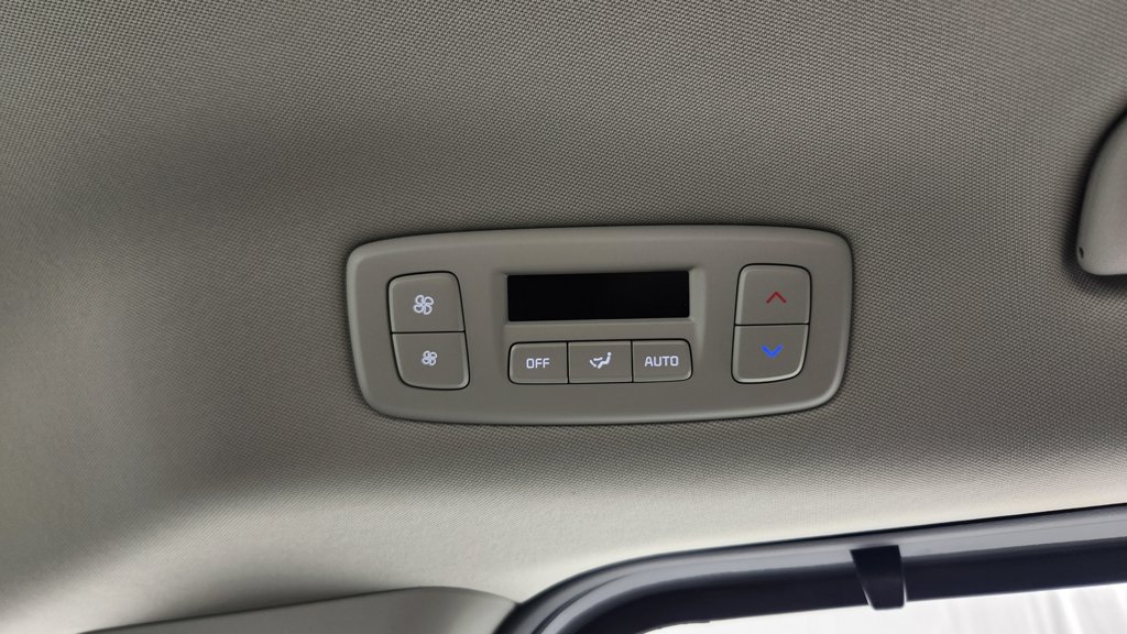 New 2027 Kia Carnival SX w/ Dark Edition Package FWD image 17