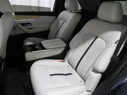 Certified 2025 MAZDA CX-90 3.3 Turbo S w/ Premium Plus image 17