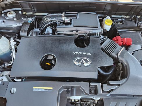 Certified 2023 INFINITI QX50 Sensory w/ Accent Package AWD/4WD image 9