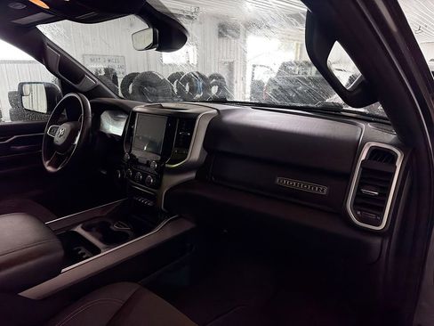 Used 2022 RAM 1500 Big Horn AWD/4WD image 12