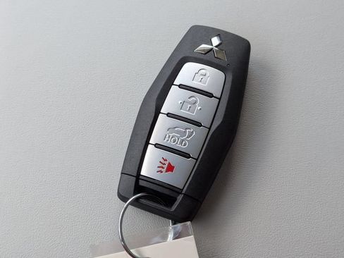 New 2026 Mitsubishi Outlander SE FWD image 27