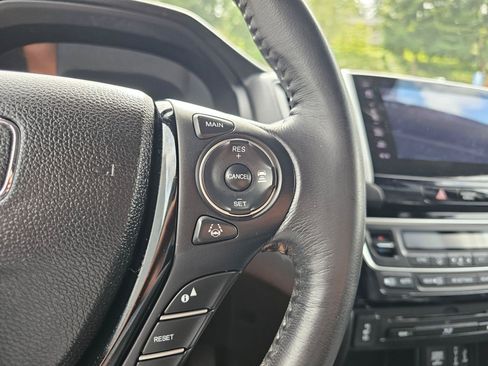 Used 2017 Honda Pilot Touring image 35