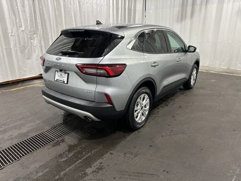 Used 2024 Ford Escape Active image 3