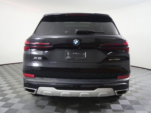 Certified 2025 BMW X5 xDrive40i image 4
