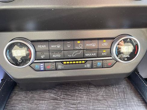 Certified 2020 Ford Expedition Limited AWD/4WD image 22