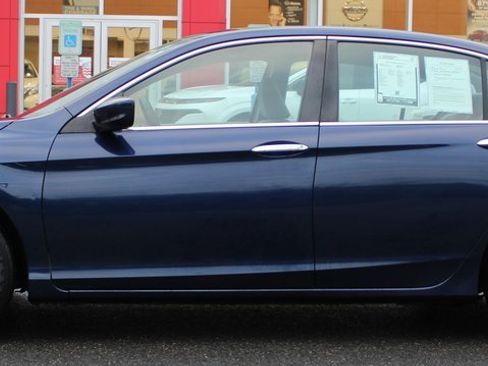 Used 2013 Honda Accord LX image 9