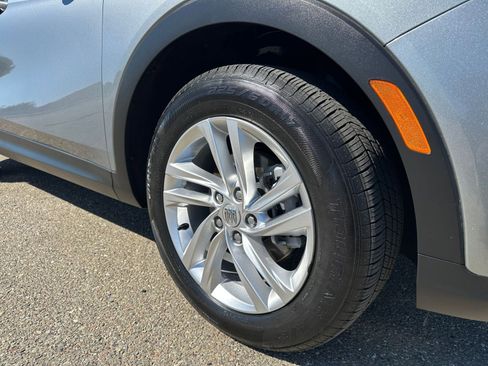 Used 2025 Buick Envista Preferred image 30