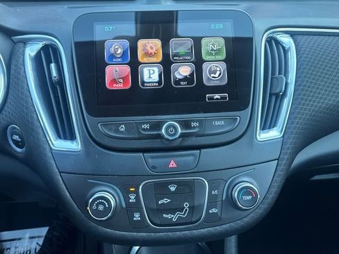 Used 2016 Chevrolet Malibu LT image 20