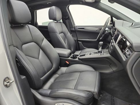 Used 2021 Porsche Macan S AWD/4WD image 20