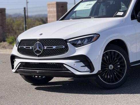 New 2026 Mercedes-Benz GLC 300 image 3