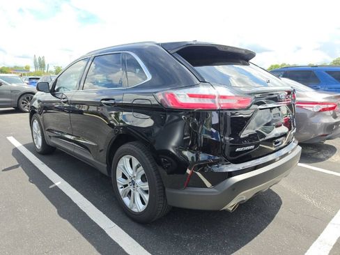Used 2020 Ford Edge Titanium FWD image 12