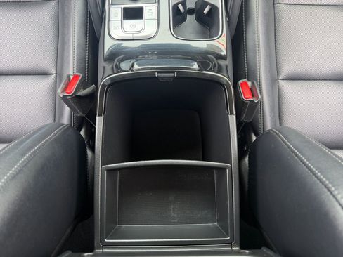 Used 2022 Kia Telluride S FWD image 23