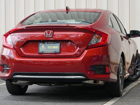 Used 2019 Honda Civic EX image 4