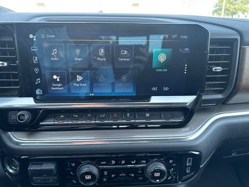 Used 2022 Chevrolet Silverado 1500 High Country AWD/4WD image 10