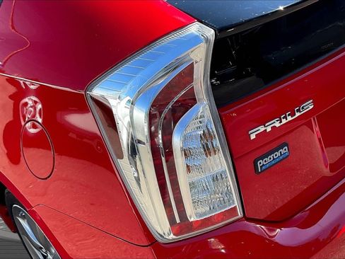 Used 2015 Toyota Prius Persona Series FWD image 22