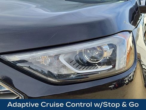 Used 2019 Ford Edge Titanium image 12