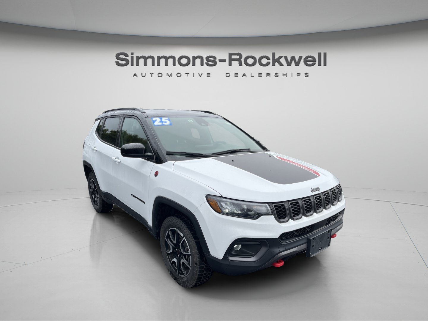 Used 2025 Jeep Compass Trailhawk AWD/4WD image 7