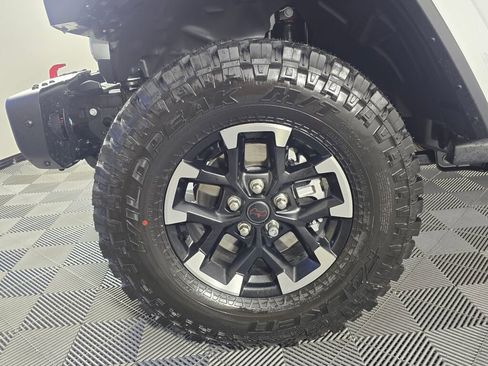 New 2026 Jeep Gladiator Rubicon image 11