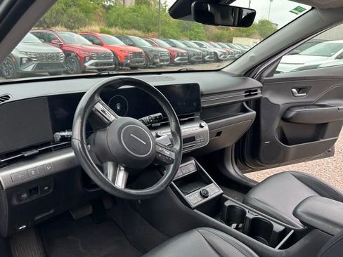 Used 2024 Hyundai Kona Limited image 6