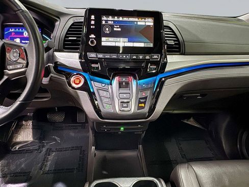 Used 2023 Honda Odyssey Touring image 43