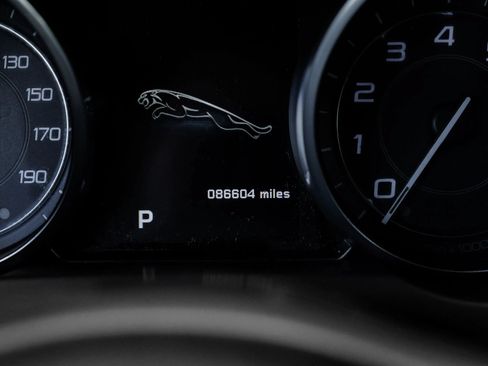 Used 2014 Jaguar F-TYPE Convertible RWD image 22