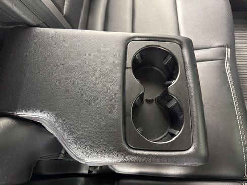 Used 2020 Ford Escape SEL image 33