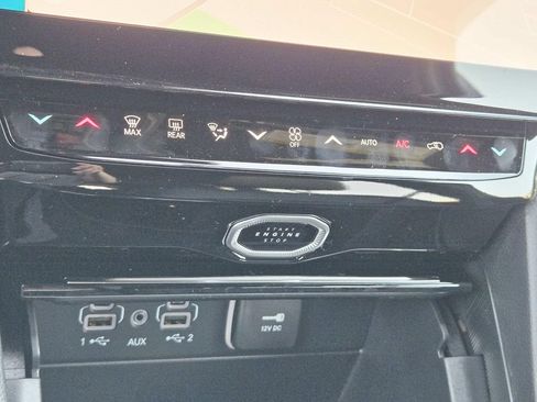 New 2026 Jeep Grand Cherokee Limited w/ Limited Altitude Package AWD/4WD image 25