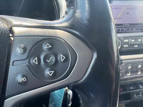 Used 2018 Chevrolet Colorado Z71 AWD/4WD image 18
