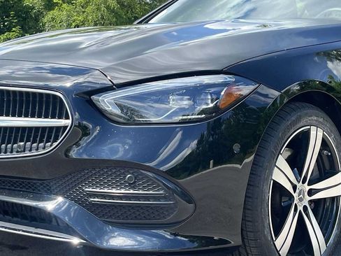 Certified 2025 Mercedes-Benz C 300 4MATIC Sedan image 23