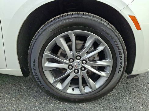 Certified 2024 Buick Enclave Avenir w/ Avenir Technology Package image 9