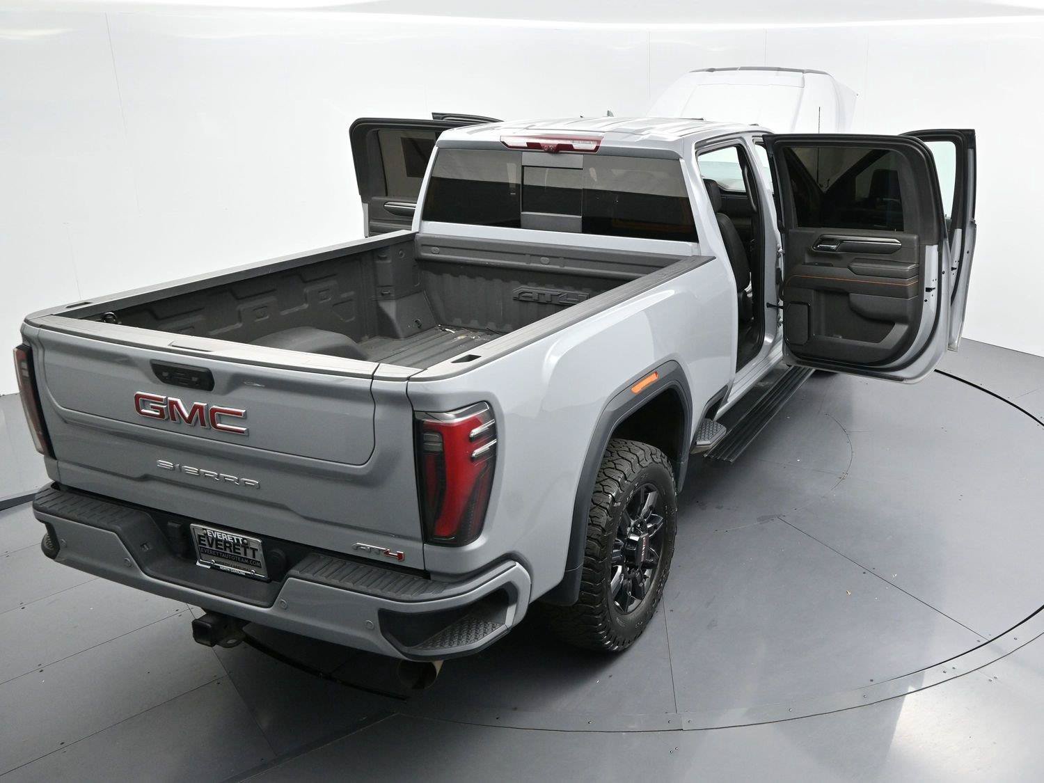 Used 2024 GMC Sierra 2500 AT4 w/ AT4 Premium Plus Package AWD/4WD image 35